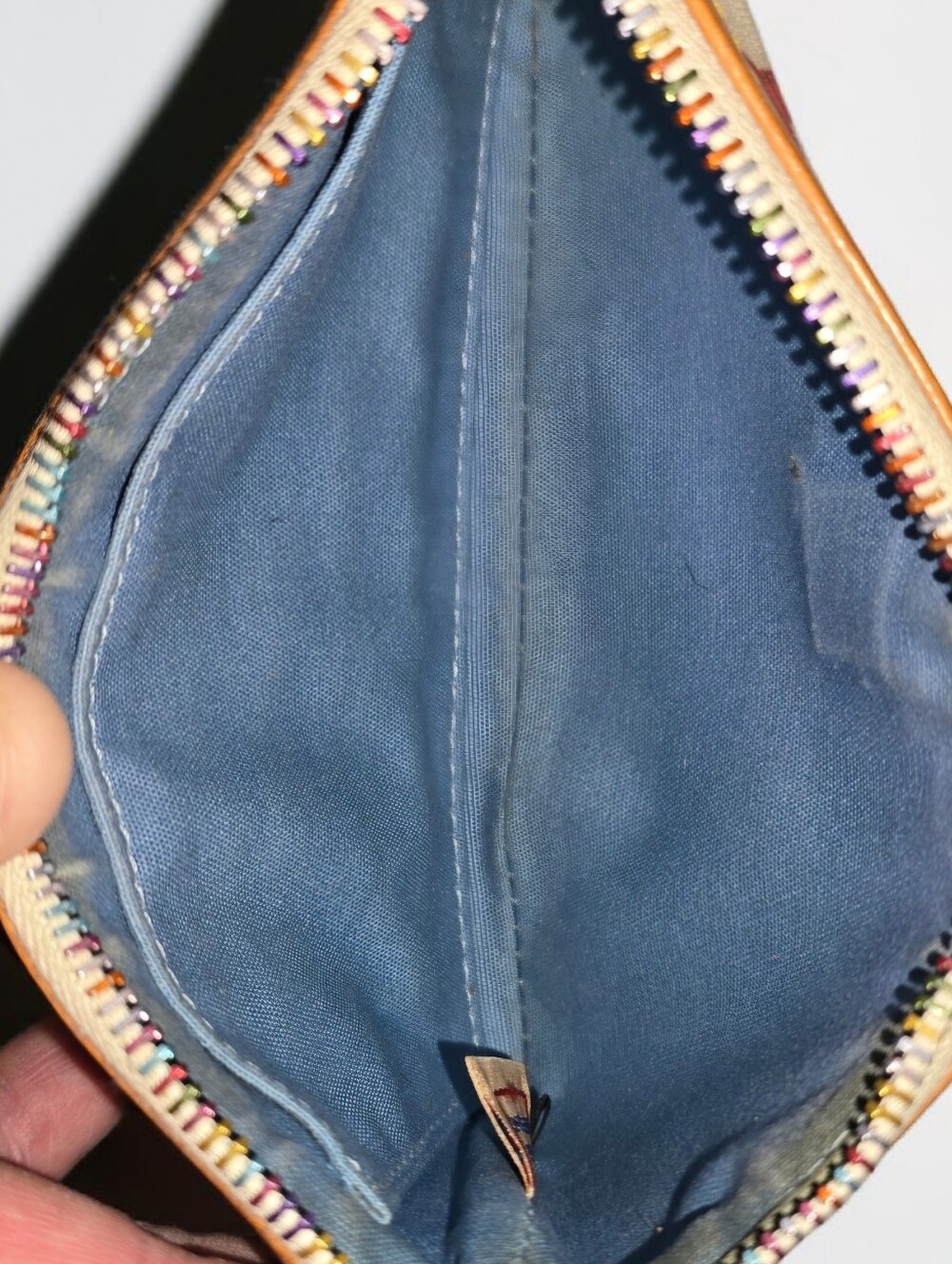 Vintage Dooney & Bourke Retro Grafica Large Slim Wristlet w/ Rainbow Zipper - Picture 9 of 12
